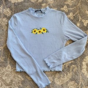 🌻Sunflower appliqué crop tee🌻